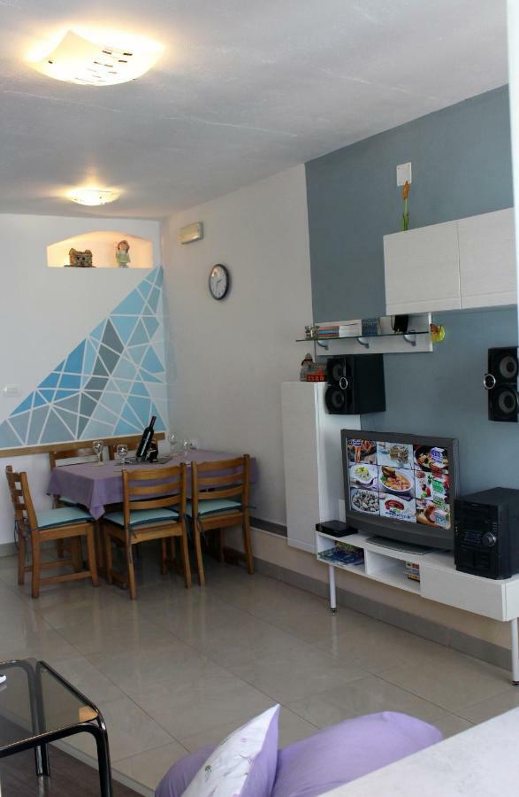 Apartment Karega Šibenik Esterno foto